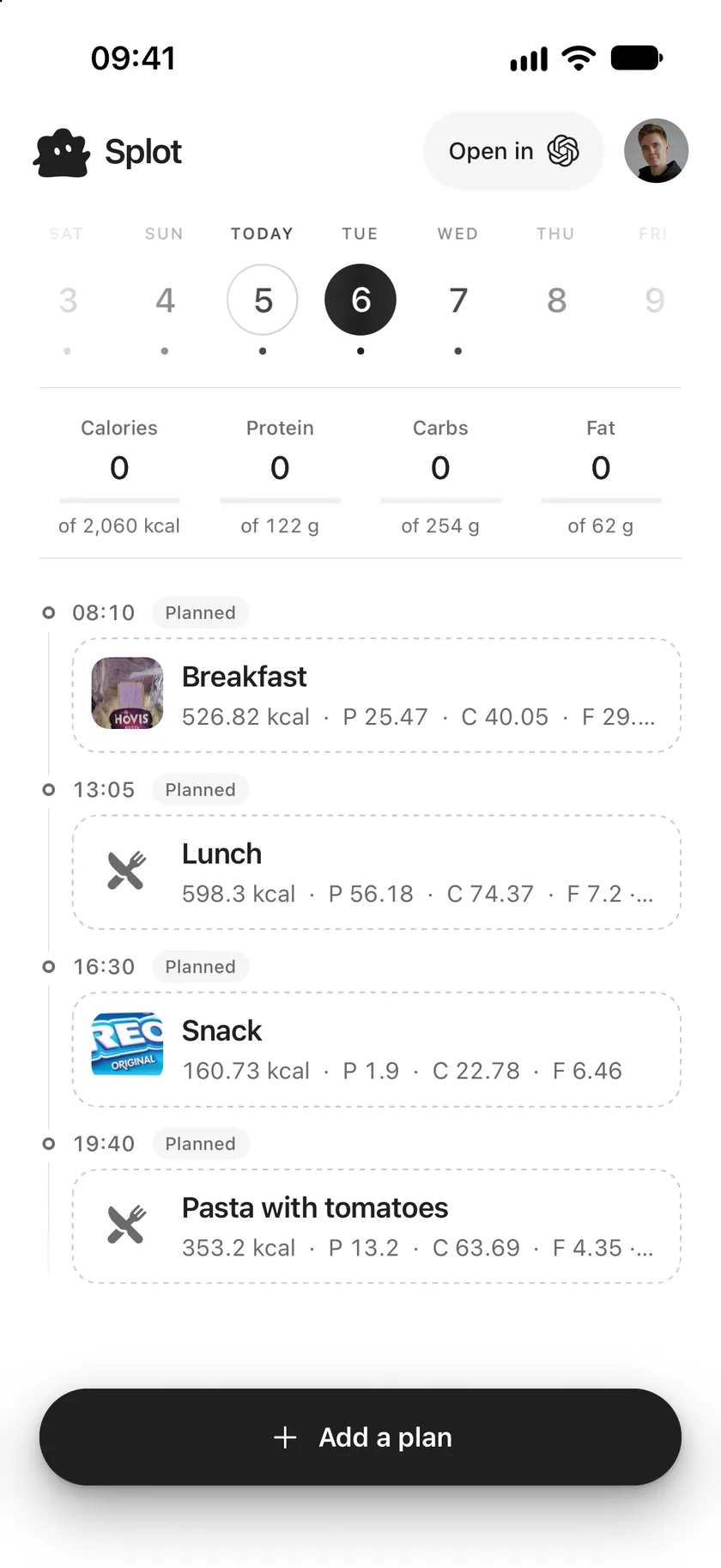 A day of planned meals: breakfast, lunch, a snack and dinner, each with a dashed outline and a Planned label, the totals at zero, and Add a plan at the bottom.